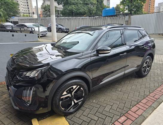 PEUGEOT 2008 1.0 TURBO 200 FLEX ALLURE CVT PEUGEOT 2008 1.0 TURBO 200 FLEX ALLURE CVT